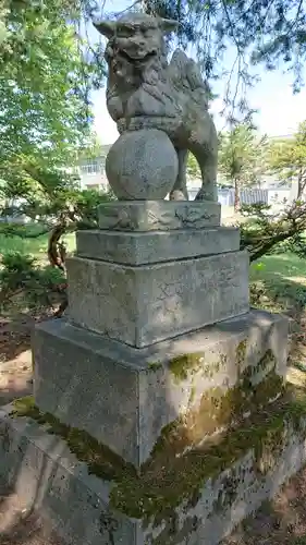 真龍神社の狛犬