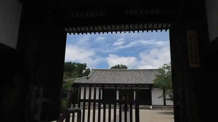 新薬師寺のその他建物