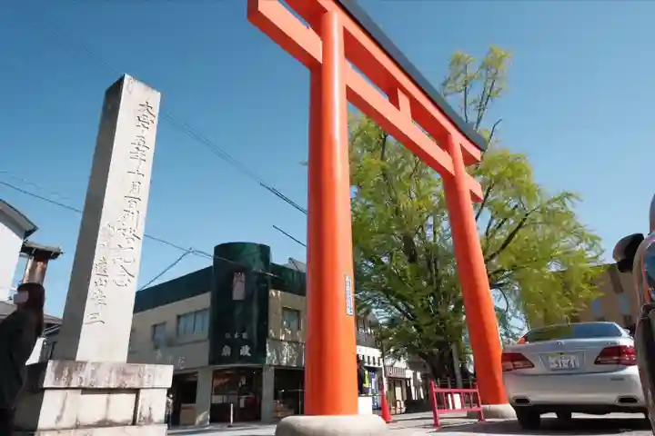 津島神社の鳥居