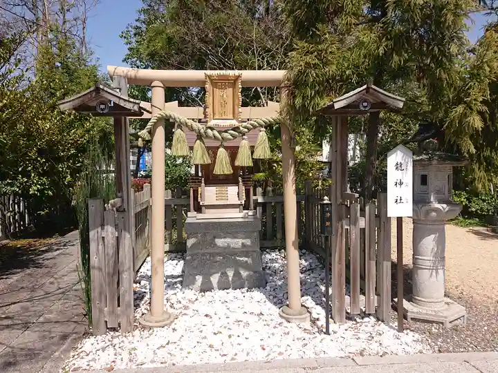 中津瀬神社の末社・摂社