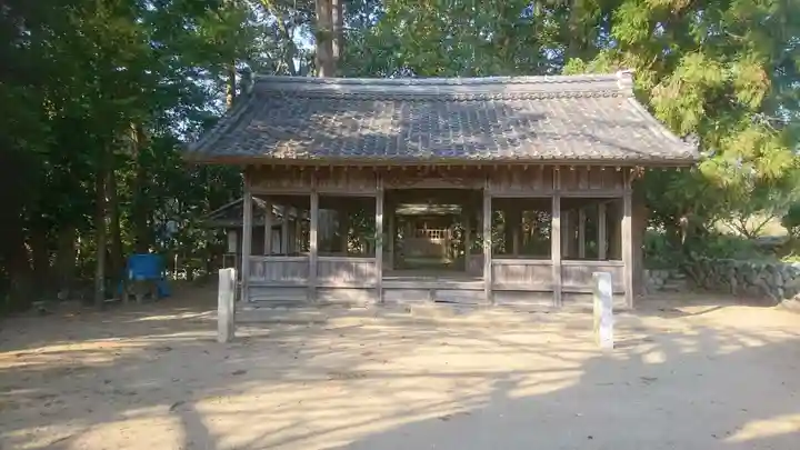 雨霜神社の本殿・本堂