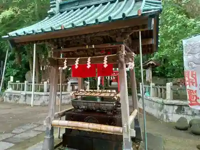 海南神社の手水舎