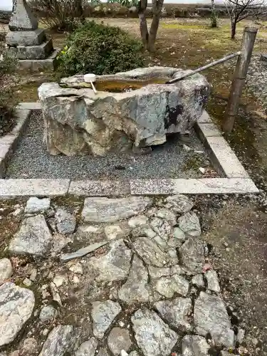 洞春寺の{uncategorized: "未分類", other: "その他", undefined: "問題あり", building: "その他建物", grave: "お墓", sacred_gate: "鳥居", guardian: "狛犬", statue: "像", buddha: "仏像", history: "歴史", nature: "自然", garden: "庭園", animal: "動物", pagoda: "塔", temizu: "手水舎", mountain_gate: "山門・神門", sanctuary: "本殿・本堂", subordinate: "末社・摂社", art: "芸術", scenery: "景色", jizo: "地蔵", ema: "絵馬", goshuin: "御朱印", omikuji: "おみくじ", items: "授与品その他", amulet: "お守り", goshuincho: "御朱印帳", eats: "食事", festival: "お祭り", votive_dance: "神楽", shichigosan: "七五三参", wedding: "結婚式", experience: "体験その他", initially: "初詣", around: "周辺", anti_infection: "感染症対策"}