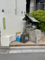 笠間稲荷神社の{uncategorized: "未分類", other: "その他", undefined: "問題あり", building: "その他建物", grave: "お墓", sacred_gate: "鳥居", guardian: "狛犬", statue: "像", buddha: "仏像", history: "歴史", nature: "自然", garden: "庭園", animal: "動物", pagoda: "塔", temizu: "手水舎", mountain_gate: "山門・神門", sanctuary: "本殿・本堂", subordinate: "末社・摂社", art: "芸術", scenery: "景色", jizo: "地蔵", ema: "絵馬", goshuin: "御朱印", omikuji: "おみくじ", items: "授与品その他", amulet: "お守り", goshuincho: "御朱印帳", eats: "食事", festival: "お祭り", votive_dance: "神楽", shichigosan: "七五三参", wedding: "結婚式", experience: "体験その他", initially: "初詣", around: "周辺", anti_infection: "感染症対策"}