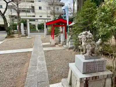 舟渡氷川神社の{uncategorized: "未分類", other: "その他", undefined: "問題あり", building: "その他建物", grave: "お墓", sacred_gate: "鳥居", guardian: "狛犬", statue: "像", buddha: "仏像", history: "歴史", nature: "自然", garden: "庭園", animal: "動物", pagoda: "塔", temizu: "手水舎", mountain_gate: "山門・神門", sanctuary: "本殿・本堂", subordinate: "末社・摂社", art: "芸術", scenery: "景色", jizo: "地蔵", ema: "絵馬", goshuin: "御朱印", omikuji: "おみくじ", items: "授与品その他", amulet: "お守り", goshuincho: "御朱印帳", eats: "食事", festival: "お祭り", votive_dance: "神楽", shichigosan: "七五三参", wedding: "結婚式", experience: "体験その他", initially: "初詣", around: "周辺", anti_infection: "感染症対策"}