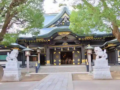 穴八幡宮の本殿・本堂