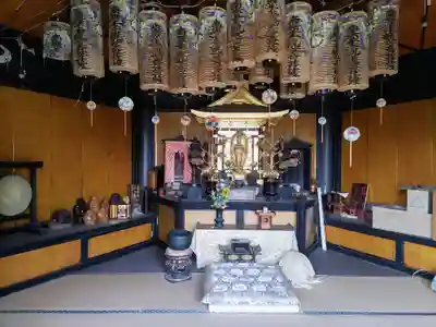 観音寺の本殿・本堂