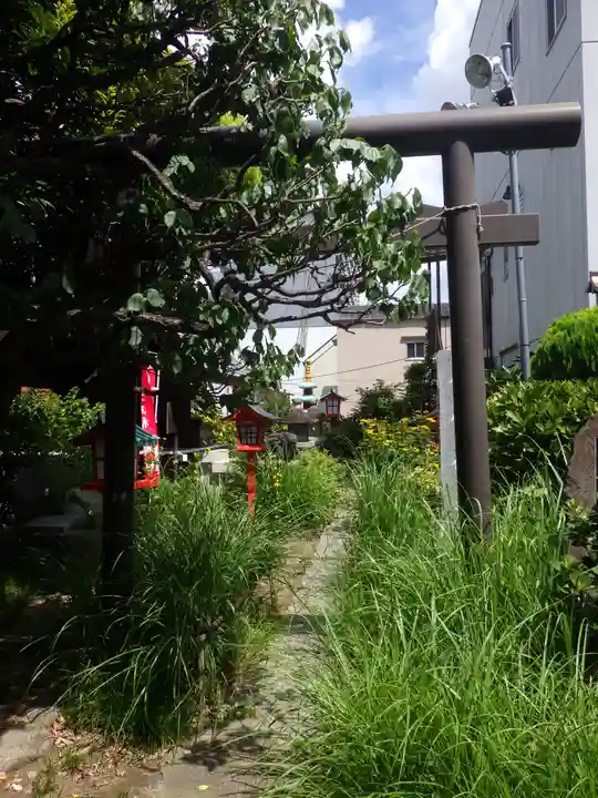 大島稲荷神社の鳥居