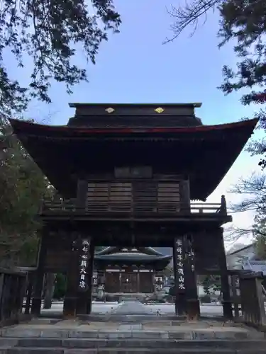 恵林寺の山門