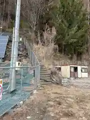 剣岩稲荷神社(長野県)