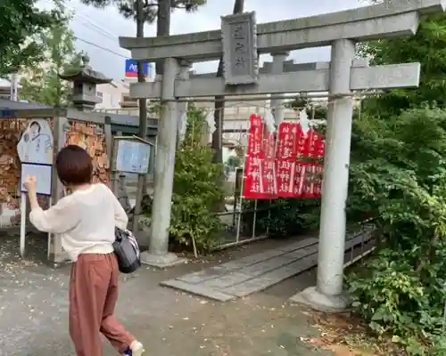 亀有香取神社の末社