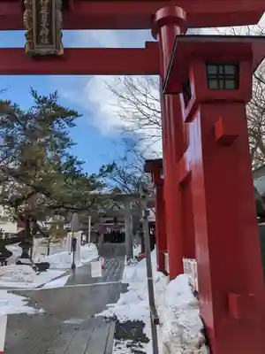 彌彦神社　(伊夜日子神社)の鳥居