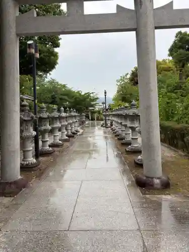 伊和志津神社の{uncategorized: "未分類", other: "その他", undefined: "問題あり", building: "その他建物", grave: "お墓", sacred_gate: "鳥居", guardian: "狛犬", statue: "像", buddha: "仏像", history: "歴史", nature: "自然", garden: "庭園", animal: "動物", pagoda: "塔", temizu: "手水舎", mountain_gate: "山門・神門", sanctuary: "本殿・本堂", subordinate: "末社・摂社", art: "芸術", scenery: "景色", jizo: "地蔵", ema: "絵馬", goshuin: "御朱印", omikuji: "おみくじ", items: "授与品その他", amulet: "お守り", goshuincho: "御朱印帳", eats: "食事", festival: "お祭り", votive_dance: "神楽", shichigosan: "七五三参", wedding: "結婚式", experience: "体験その他", initially: "初詣", around: "周辺", anti_infection: "感染症対策"}