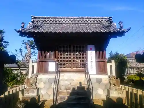 三十八所社の本殿・本堂