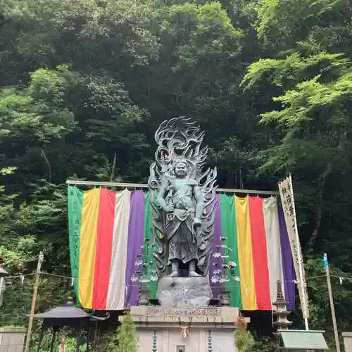 大本山七宝瀧寺の仏像