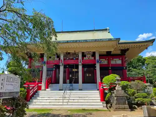 千葉寺の本殿・本堂