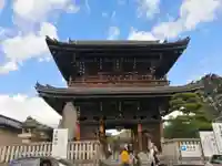 清凉寺の山門・神門