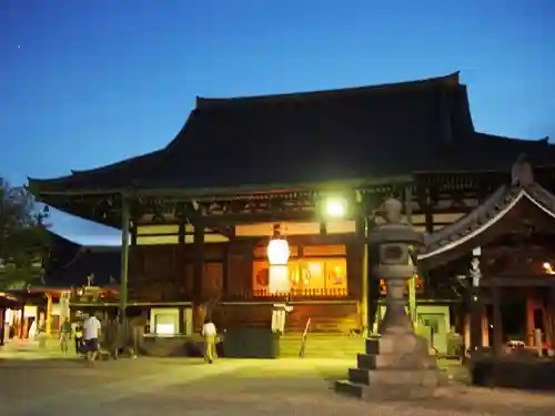 一心寺の本殿・本堂