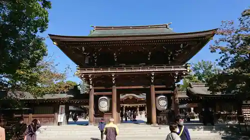 寒川神社の山門・神門