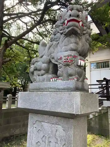 豊平神社の狛犬