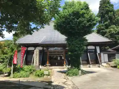 龍護寺の本殿・本堂