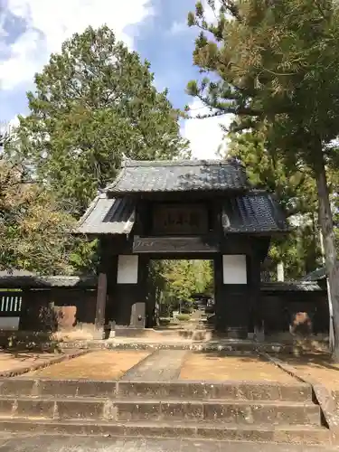 大泉寺の山門