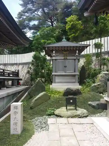 忉利天上寺の末社・摂社