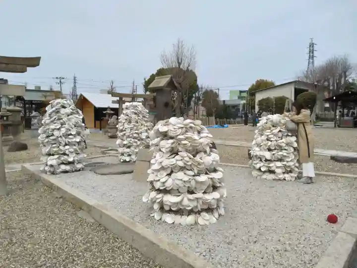 姫嶋神社の{uncategorized: "未分類", other: "その他", undefined: "問題あり", building: "その他建物", grave: "お墓", sacred_gate: "鳥居", guardian: "狛犬", statue: "像", buddha: "仏像", history: "歴史", nature: "自然", garden: "庭園", animal: "動物", pagoda: "塔", temizu: "手水舎", mountain_gate: "山門・神門", sanctuary: "本殿・本堂", subordinate: "末社・摂社", art: "芸術", scenery: "景色", jizo: "地蔵", ema: "絵馬", goshuin: "御朱印", omikuji: "おみくじ", items: "授与品その他", amulet: "お守り", goshuincho: "御朱印帳", eats: "食事", festival: "お祭り", votive_dance: "神楽", shichigosan: "七五三参", wedding: "結婚式", experience: "体験その他", initially: "初詣", around: "周辺", anti_infection: "感染症対策"}