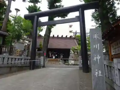 高円寺氷川神社の鳥居