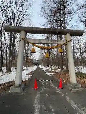 伏古神社の{uncategorized: "未分類", other: "その他", undefined: "問題あり", building: "その他建物", grave: "お墓", sacred_gate: "鳥居", guardian: "狛犬", statue: "像", buddha: "仏像", history: "歴史", nature: "自然", garden: "庭園", animal: "動物", pagoda: "塔", temizu: "手水舎", mountain_gate: "山門・神門", sanctuary: "本殿・本堂", subordinate: "末社・摂社", art: "芸術", scenery: "景色", jizo: "地蔵", ema: "絵馬", goshuin: "御朱印", omikuji: "おみくじ", items: "授与品その他", amulet: "お守り", goshuincho: "御朱印帳", eats: "食事", festival: "お祭り", votive_dance: "神楽", shichigosan: "七五三参", wedding: "結婚式", experience: "体験その他", initially: "初詣", around: "周辺", anti_infection: "感染症対策"}