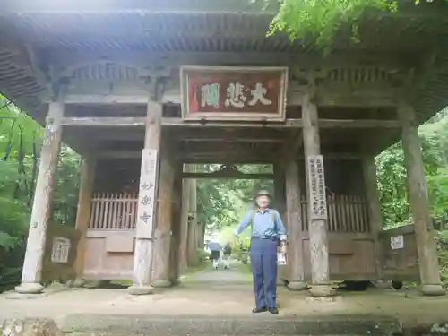 妙楽寺の山門