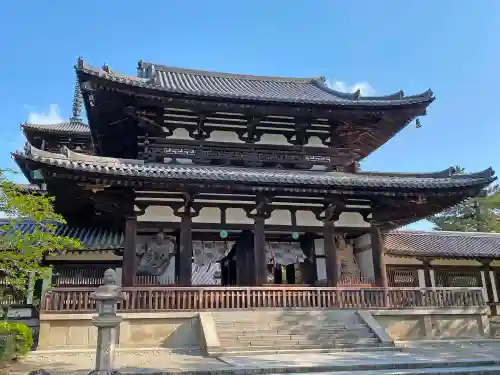 法隆寺の山門・神門