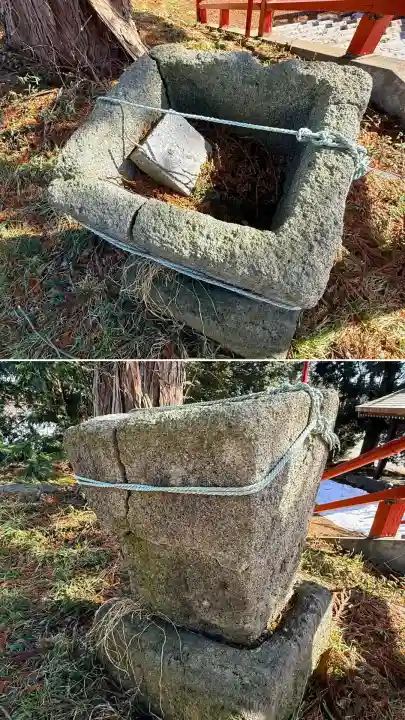 市渡稲荷神社・川濯神社の{uncategorized: "未分類", other: "その他", undefined: "問題あり", building: "その他建物", grave: "お墓", sacred_gate: "鳥居", guardian: "狛犬", statue: "像", buddha: "仏像", history: "歴史", nature: "自然", garden: "庭園", animal: "動物", pagoda: "塔", temizu: "手水舎", mountain_gate: "山門・神門", sanctuary: "本殿・本堂", subordinate: "末社・摂社", art: "芸術", scenery: "景色", jizo: "地蔵", ema: "絵馬", goshuin: "御朱印", omikuji: "おみくじ", items: "授与品その他", amulet: "お守り", goshuincho: "御朱印帳", eats: "食事", festival: "お祭り", votive_dance: "神楽", shichigosan: "七五三参", wedding: "結婚式", experience: "体験その他", initially: "初詣", around: "周辺", anti_infection: "感染症対策"}