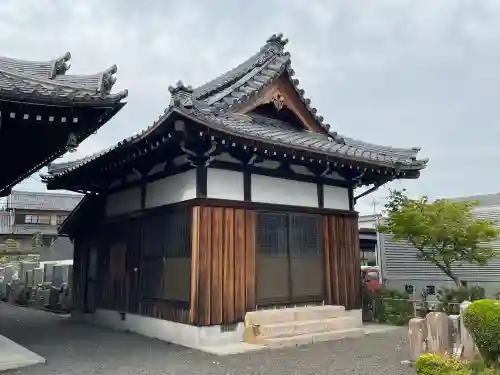 林照寺の{uncategorized: "未分類", other: "その他", undefined: "問題あり", building: "その他建物", grave: "お墓", sacred_gate: "鳥居", guardian: "狛犬", statue: "像", buddha: "仏像", history: "歴史", nature: "自然", garden: "庭園", animal: "動物", pagoda: "塔", temizu: "手水舎", mountain_gate: "山門・神門", sanctuary: "本殿・本堂", subordinate: "末社・摂社", art: "芸術", scenery: "景色", jizo: "地蔵", ema: "絵馬", goshuin: "御朱印", omikuji: "おみくじ", items: "授与品その他", amulet: "お守り", goshuincho: "御朱印帳", eats: "食事", festival: "お祭り", votive_dance: "神楽", shichigosan: "七五三参", wedding: "結婚式", experience: "体験その他", initially: "初詣", around: "周辺", anti_infection: "感染症対策"}