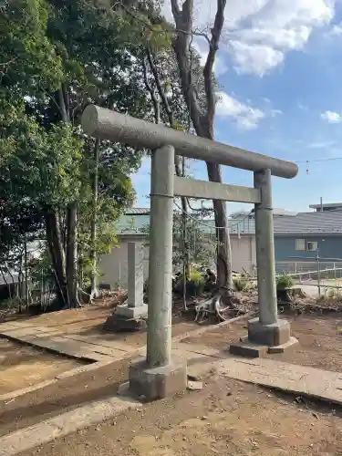 春日神社の{uncategorized: "未分類", other: "その他", undefined: "問題あり", building: "その他建物", grave: "お墓", sacred_gate: "鳥居", guardian: "狛犬", statue: "像", buddha: "仏像", history: "歴史", nature: "自然", garden: "庭園", animal: "動物", pagoda: "塔", temizu: "手水舎", mountain_gate: "山門・神門", sanctuary: "本殿・本堂", subordinate: "末社・摂社", art: "芸術", scenery: "景色", jizo: "地蔵", ema: "絵馬", goshuin: "御朱印", omikuji: "おみくじ", items: "授与品その他", amulet: "お守り", goshuincho: "御朱印帳", eats: "食事", festival: "お祭り", votive_dance: "神楽", shichigosan: "七五三参", wedding: "結婚式", experience: "体験その他", initially: "初詣", around: "周辺", anti_infection: "感染症対策"}