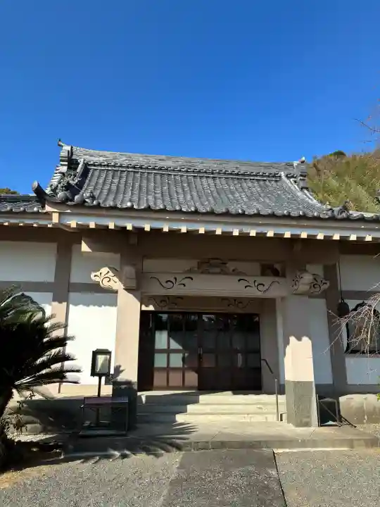 最明寺の{uncategorized: "未分類", other: "その他", undefined: "問題あり", building: "その他建物", grave: "お墓", sacred_gate: "鳥居", guardian: "狛犬", statue: "像", buddha: "仏像", history: "歴史", nature: "自然", garden: "庭園", animal: "動物", pagoda: "塔", temizu: "手水舎", mountain_gate: "山門・神門", sanctuary: "本殿・本堂", subordinate: "末社・摂社", art: "芸術", scenery: "景色", jizo: "地蔵", ema: "絵馬", goshuin: "御朱印", omikuji: "おみくじ", items: "授与品その他", amulet: "お守り", goshuincho: "御朱印帳", eats: "食事", festival: "お祭り", votive_dance: "神楽", shichigosan: "七五三参", wedding: "結婚式", experience: "体験その他", initially: "初詣", around: "周辺", anti_infection: "感染症対策"}