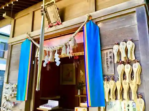 太子堂八幡神社の末社・摂社