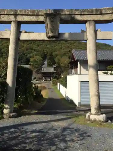 恩徳寺の鳥居