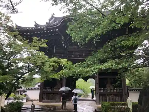 粉河寺の山門・神門