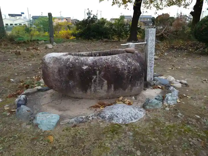 日吉社(山王町)の手水舎