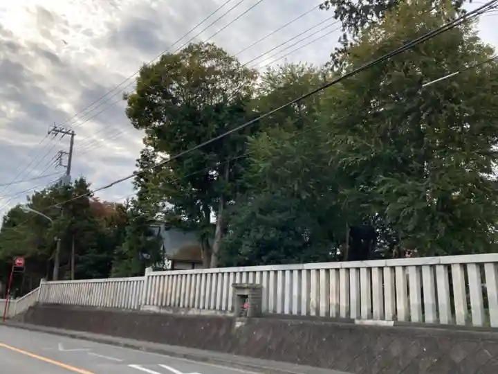 尉殿神社の周辺