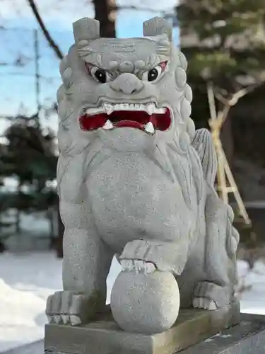 信濃神社の狛犬