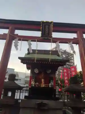 朝日稲荷神社の本殿・本堂