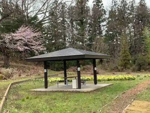 田出宇賀神社の庭園