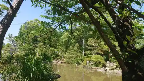 津島神社の庭園