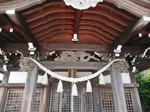 諏訪神社の本殿・本堂