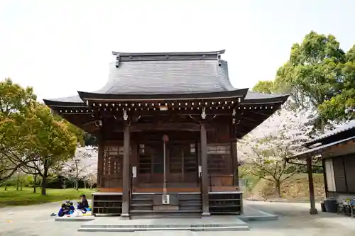 日吉神社の本殿