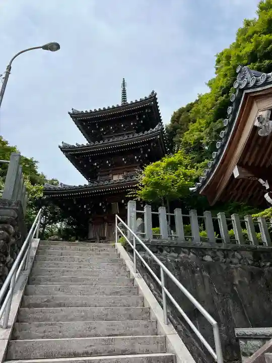 勝行院(法海寺)の塔