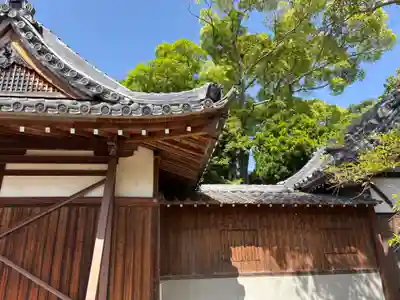 東野春日神社の本殿・本堂