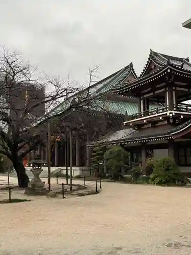 東長寺の本殿・本堂